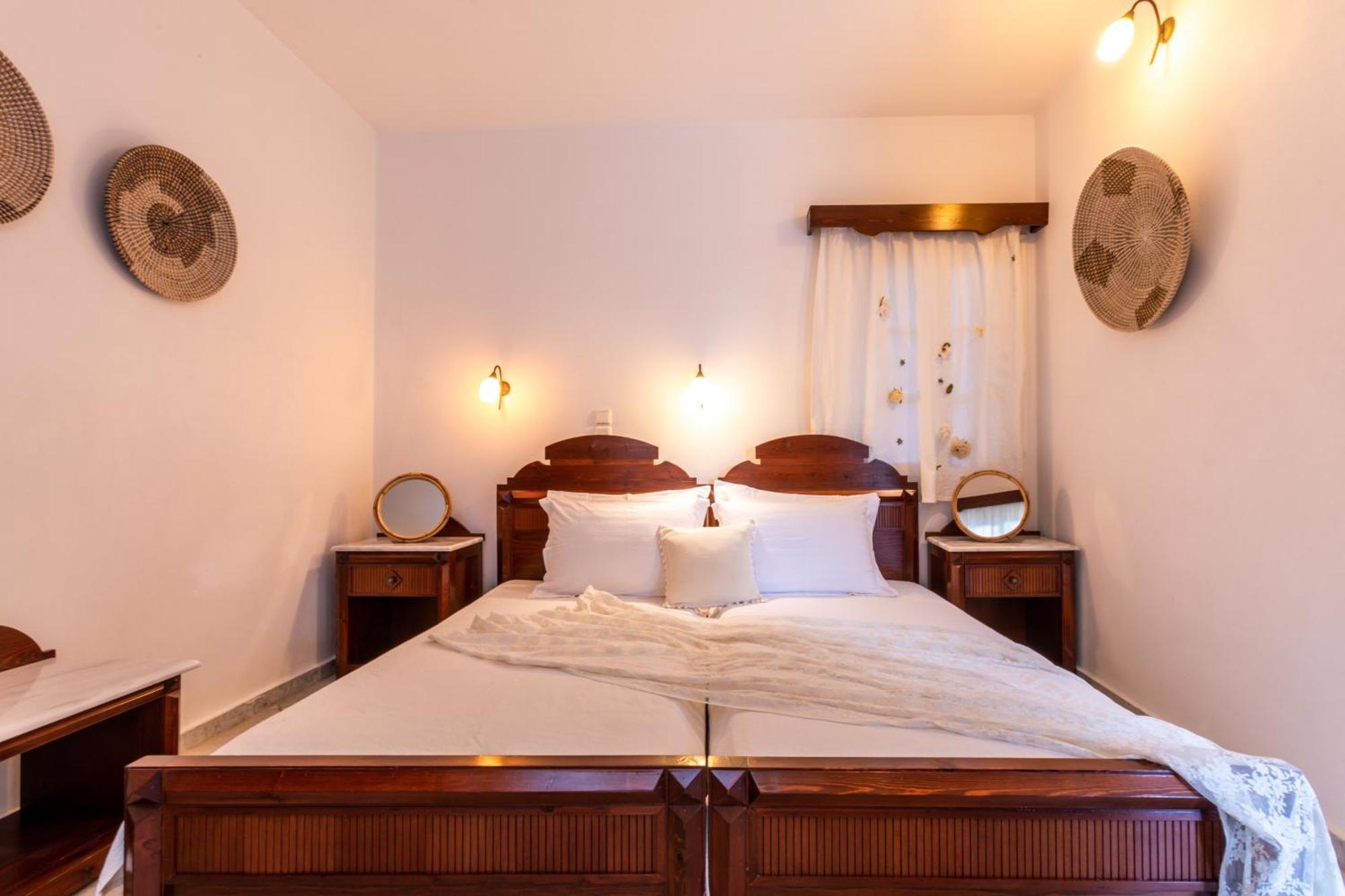 Sunrock Suites สเตลิดา ภายนอก รูปภาพ